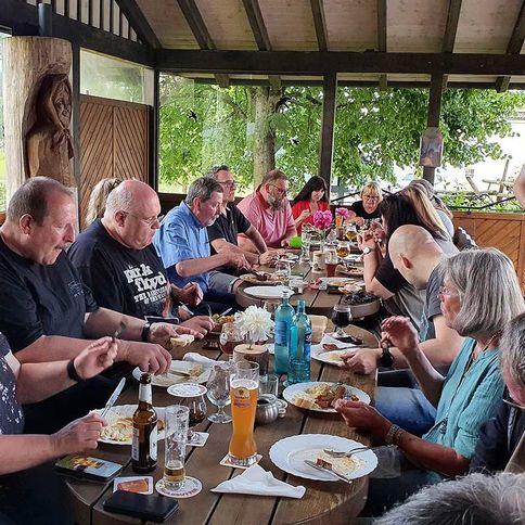 "Möppels Sommertenne" am Landgasthof Rademacher fest in unserer Hand.